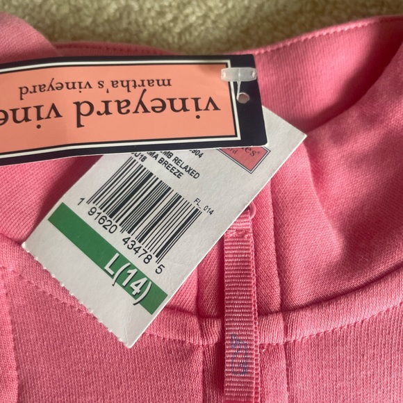 Vineyard vines girls pink sweatshirt. Size 14 - Picture 3 of 4